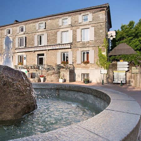 Hotel Restaurant Le Sully Saint-Saud-Lacoussière Εξωτερικό φωτογραφία